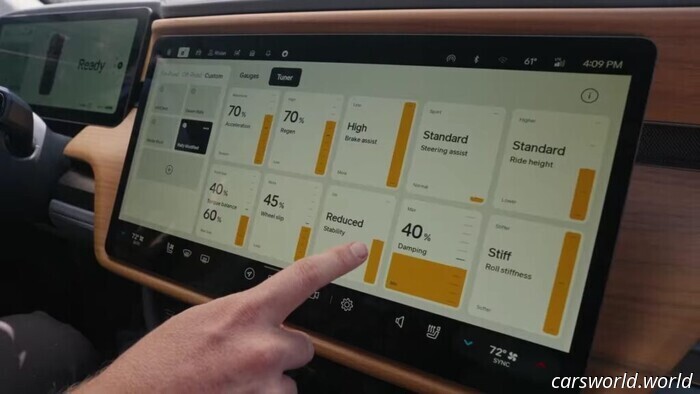 El nuevo R1 Quad de Rivian tiene 1025 HP y carga en Tesla | Carscoops